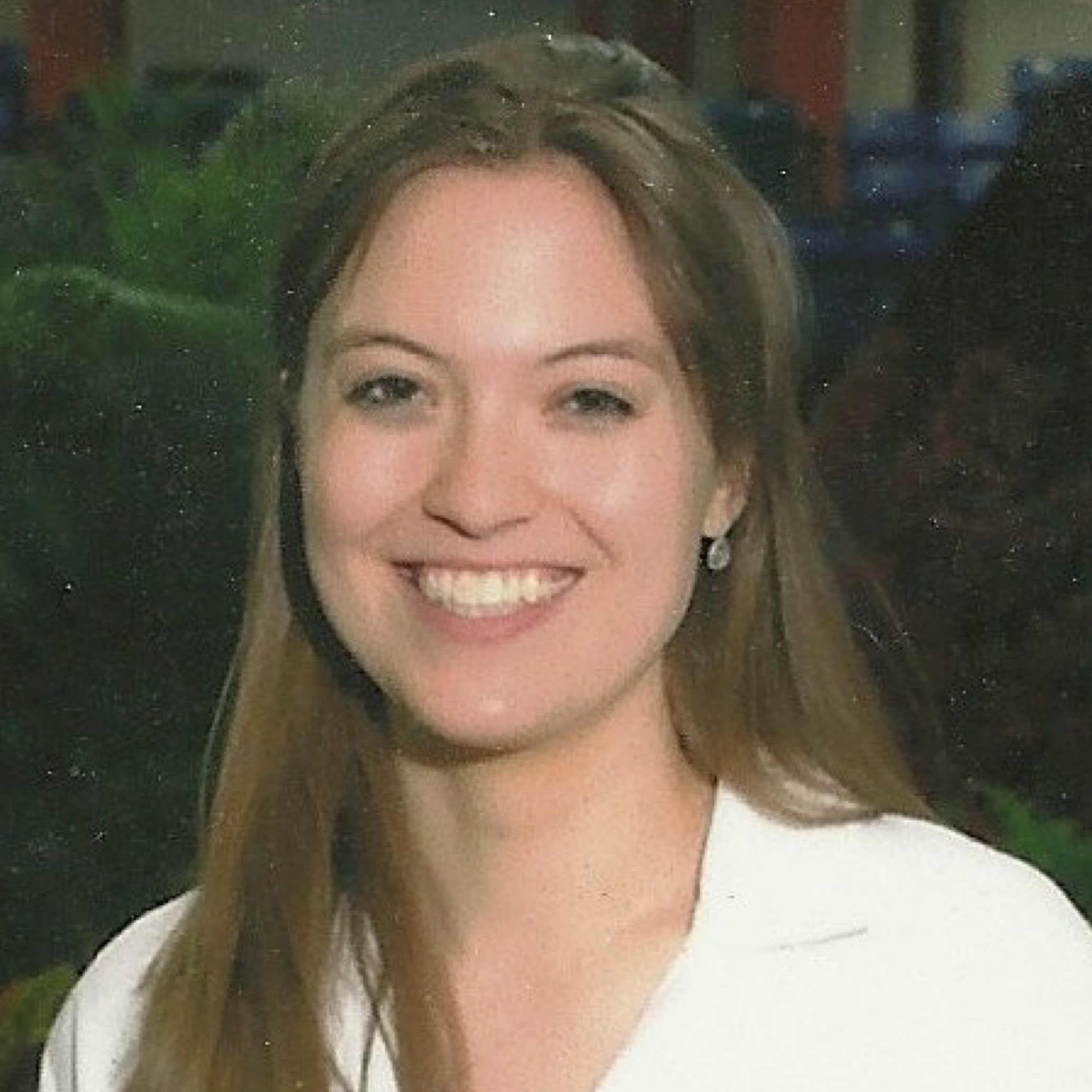 Laura Ridge headshot