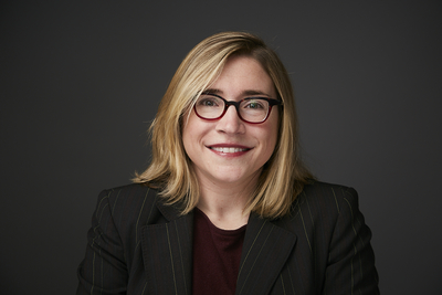 Natalie Hellmers Headshot