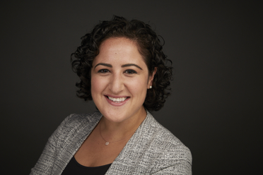 Lauren Ghazal Headshot